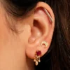 18mm vertical diamond earring white (1)